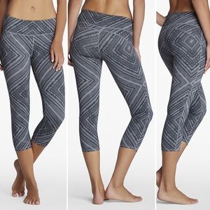 Fabletics Lima Capris in Heather Grey Taos Print